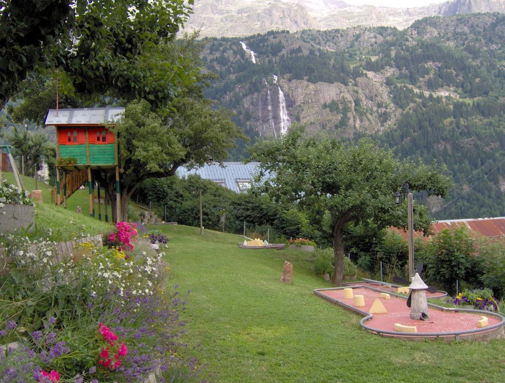 Chalet La Fedora - Appartements De Charme Vaujany Rum bild